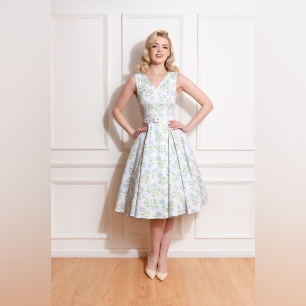 Hearts & Roses London Blue Flower Swing Dress